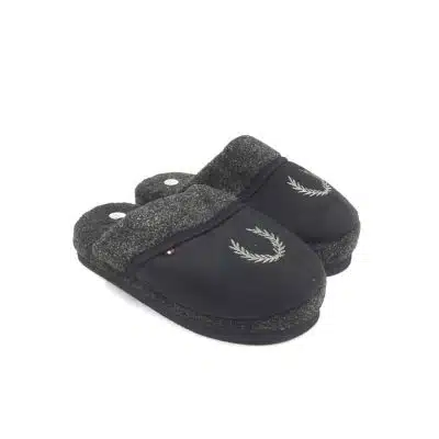 נעלי בית לנוער - פליז שחור פרינט