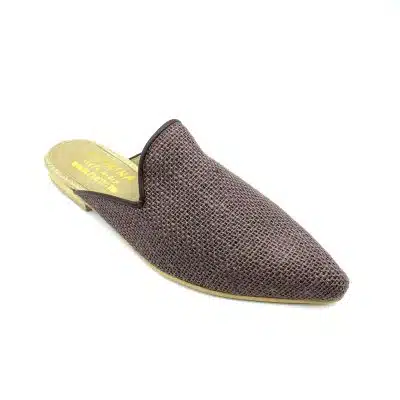 דגם: 177 כפכפי שפיץ מעוצב סולית פורו - יוטה חום