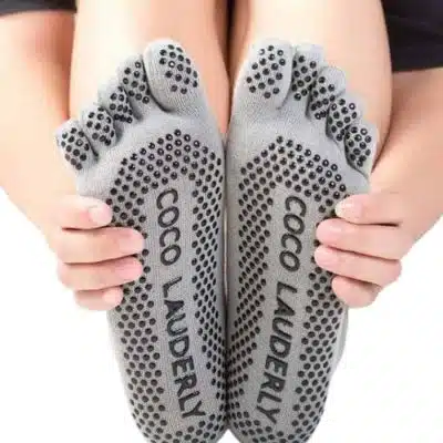 גרביים- חמש אצבעות לפילאטיס ויוגה – אפור מבצע! 4 זוגות רק 100 ש"ח!