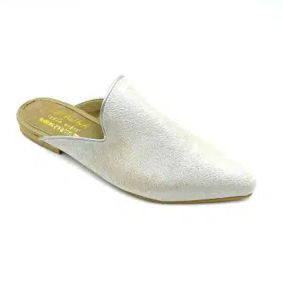 דגם: 177 כפכפי שפיץ מעוצב סולית פורו - נצנץ קרם 9905