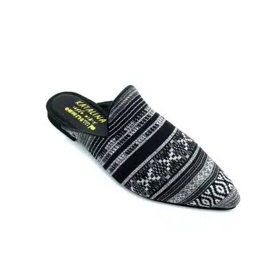 דגם: 177 כפכפי שפיץ מעוצב סולית פורו - פסים אתניים שחור