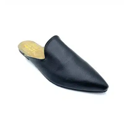 דגם: 177 כפכפי שפיץ מעוצב סולית פורו - מוברש שחור